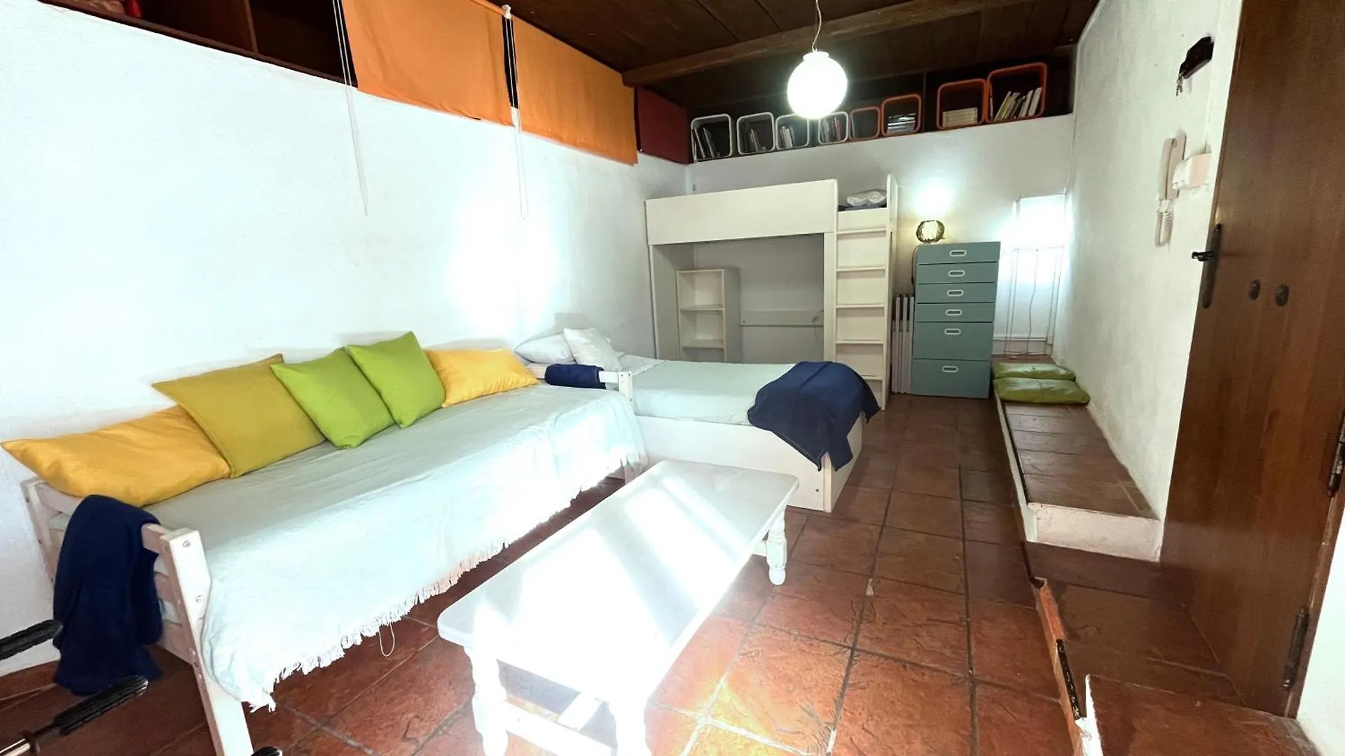 Casa Los Abetos Cerca De La Alhambra Y Sierra Nevada Cenes De La Vega Holiday home