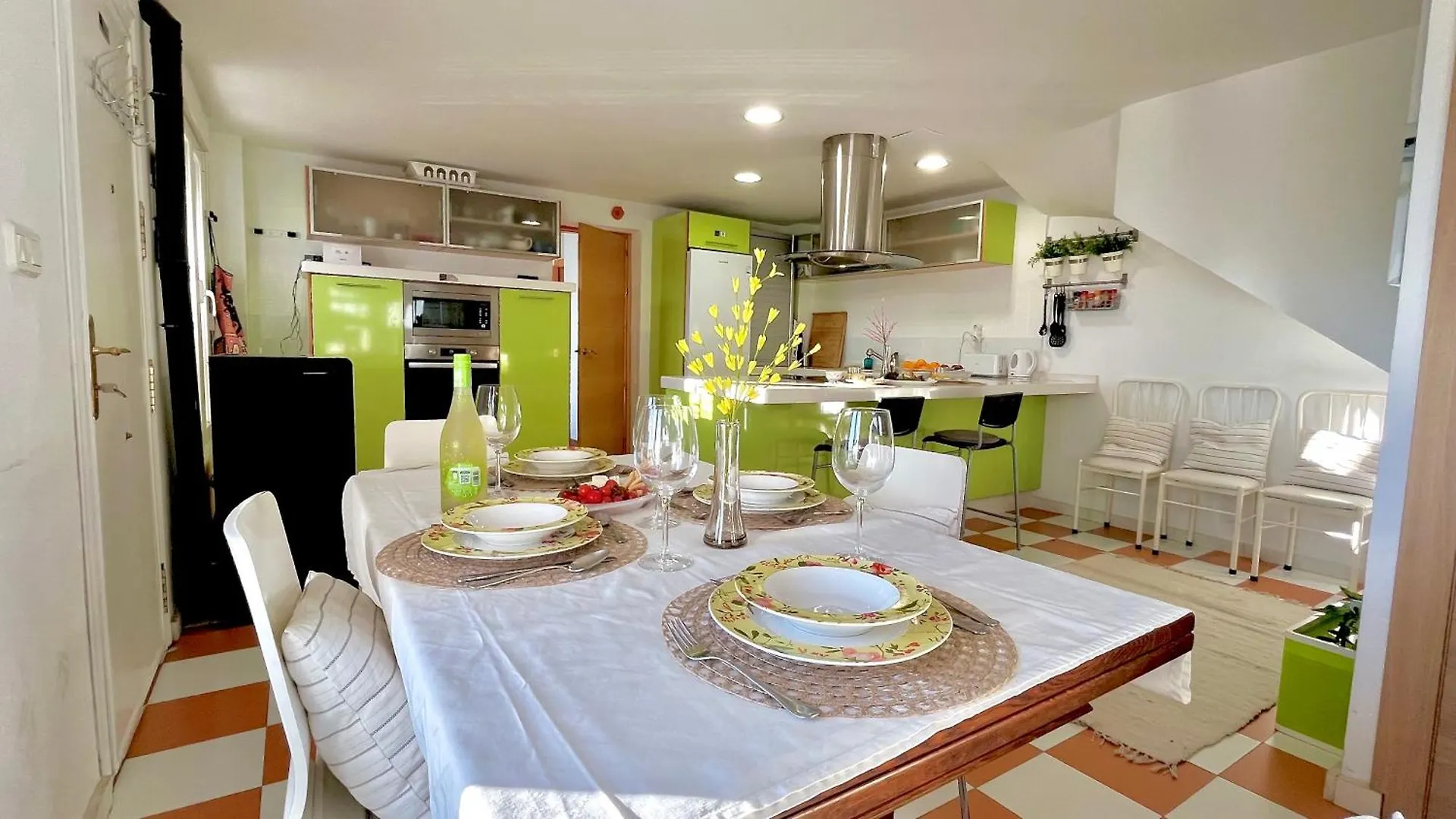 Casa Los Abetos Cerca De La Alhambra Y Sierra Nevada Cenes De La Vega Holiday home