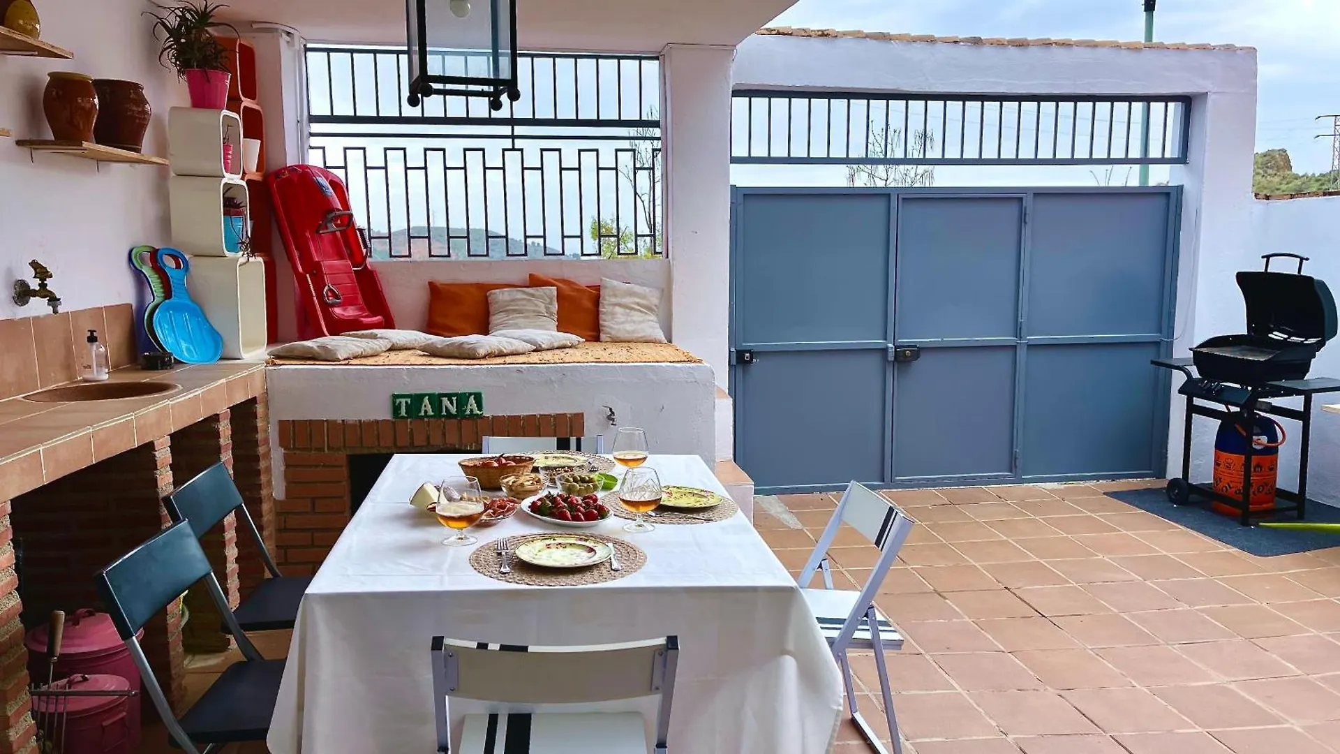 度假居 Casa Los Abetos Cerca De La Alhambra Y Sierra Nevada 塞内斯·德拉维加