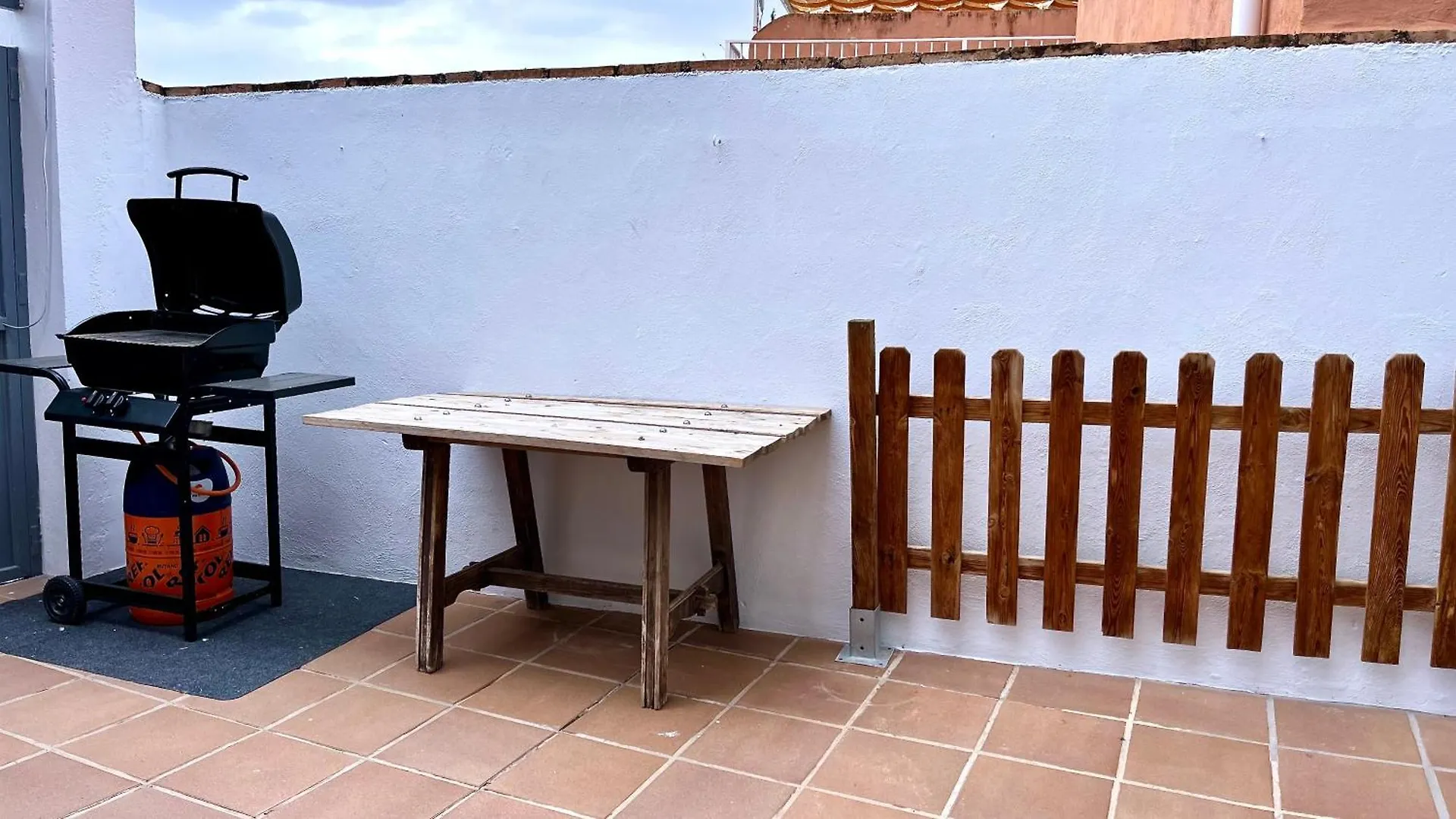 Casa Los Abetos Cerca De La Alhambra Y Sierra Nevada Cenes De La Vega Spain